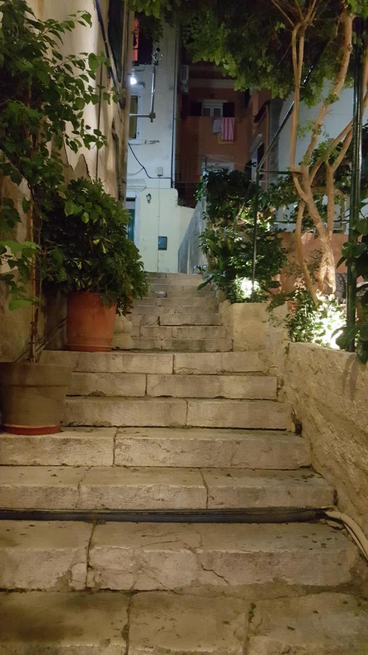Hotel Apollo Kávos Zewnętrze zdjęcie